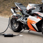 Les avantages d&rsquo;un chargeur batterie pour moto